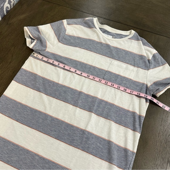 Goodfellow & Co. Men’s Size Medium White with Blue Orange Stripes Pocket Tee - Picture 11 of 11